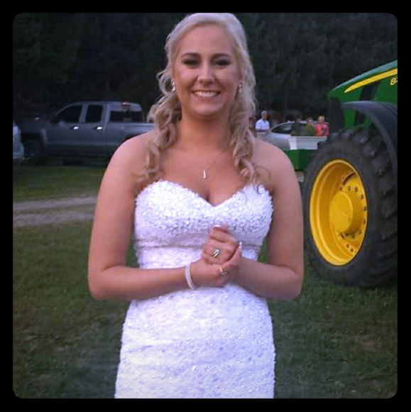 Meet your Posher, Autumn - Picture 1 of 1